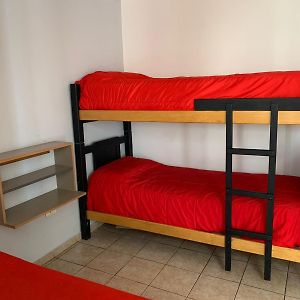 Habitación para Hombres Compartida